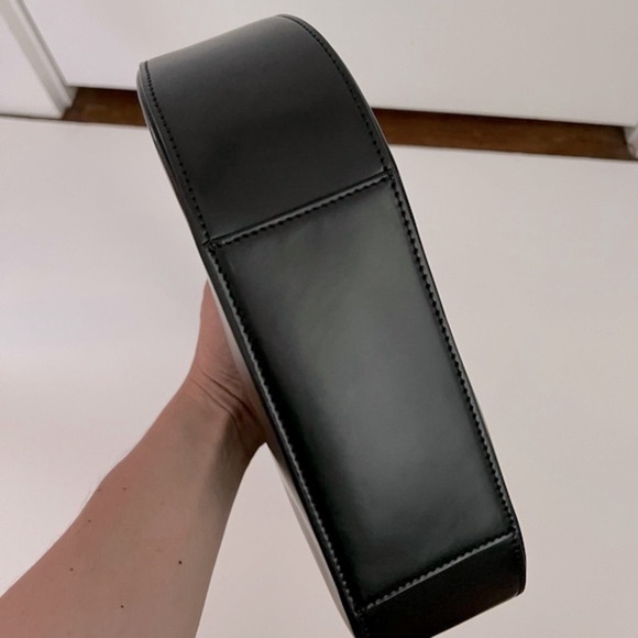 ANINE BING Luna Leather Crescent Shoulder Bag High Shine Black NEW with tags - Picture 8 of 13